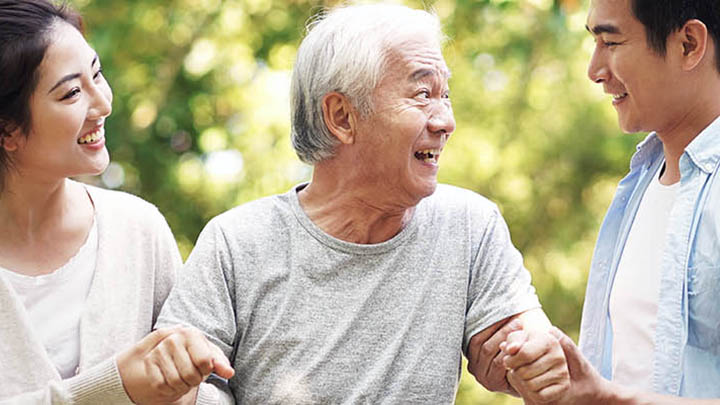 Frailty-free life expectancy and its association with socio-economic characteristics: an analysis of the English Longitudinal Study of Ageing cohort study